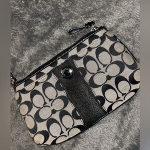 Vintage coach wristlet